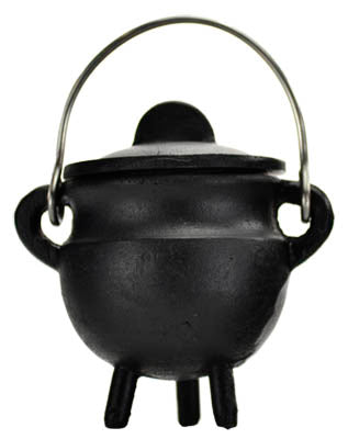 Plain cast iron cauldron  w/ lid 2 3/4"